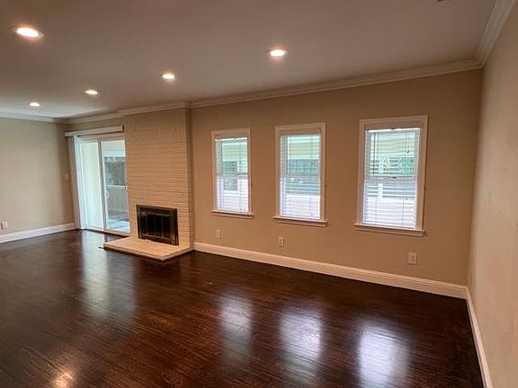 4th image of 1178 Fairford Way