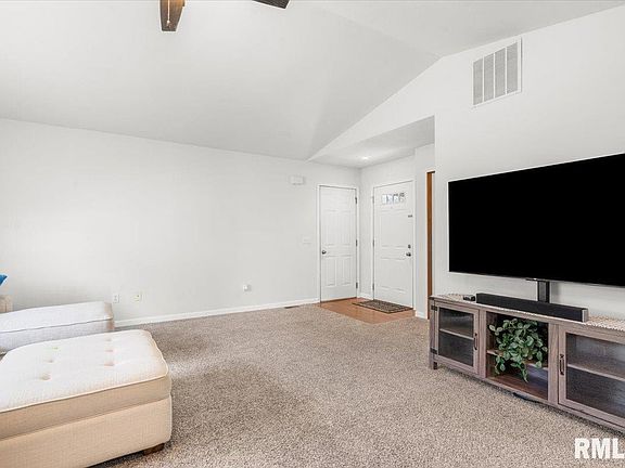 4th image of 113 Eagle Ridge Dr
