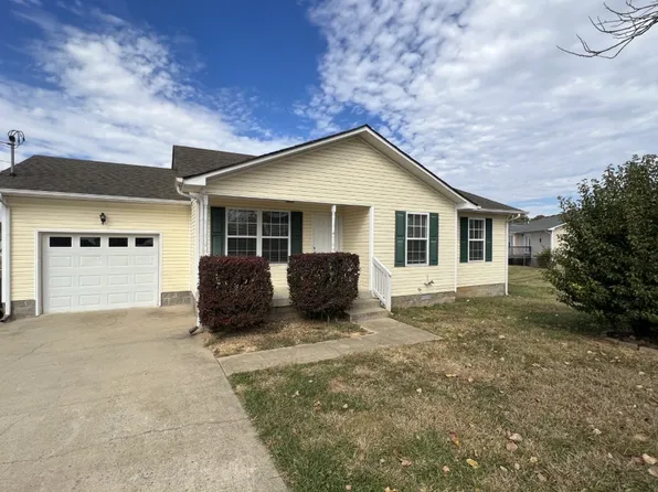 319 Chesire Way, Oak Grove, KY 42262