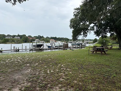 300 Bayou Blvd Photo 1