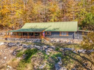 999 Rainbow Lake Rd, Waynesboro, TN 38485