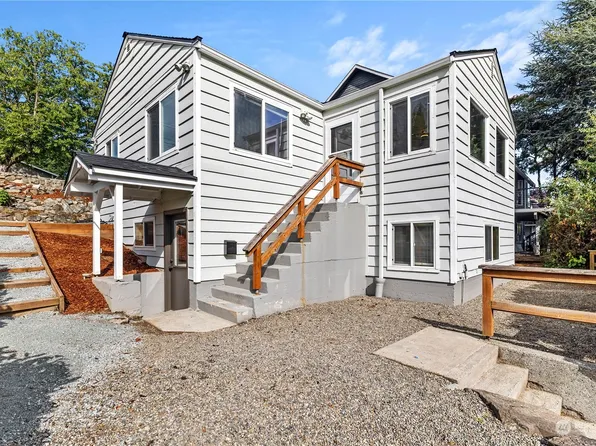 3221 48th Avenue SW, Seattle, WA 98116