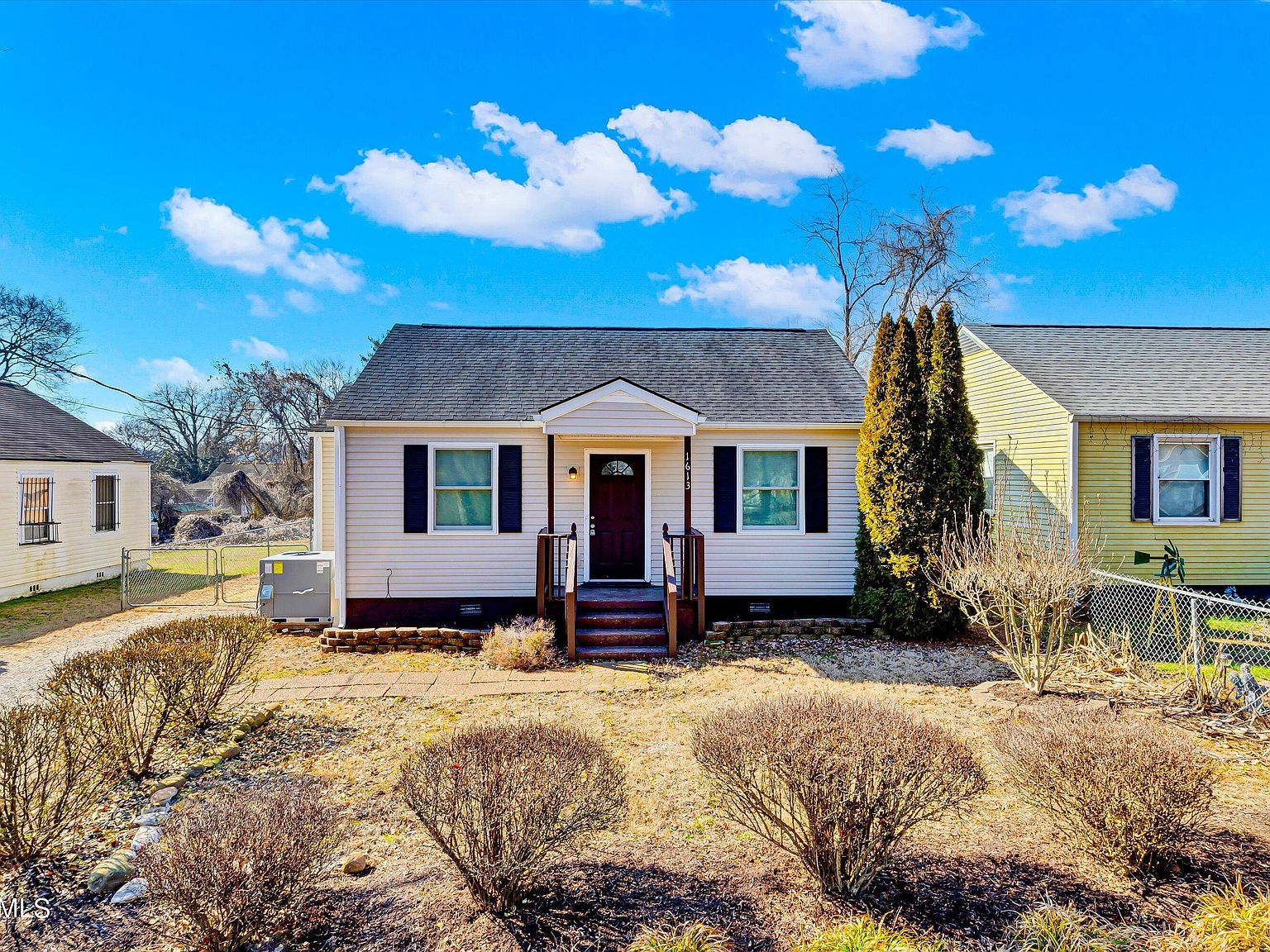 1613 Crestview St, Knoxville, TN 37915 Zillow