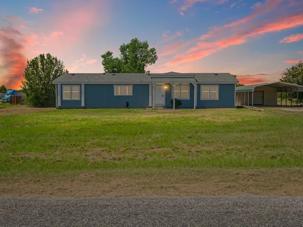 8968 Rodeo Dr, Terrell, TX 75160