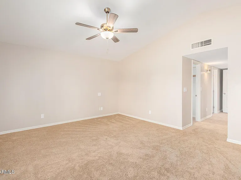 2322 S Rogers Cir #18 — Photo 17