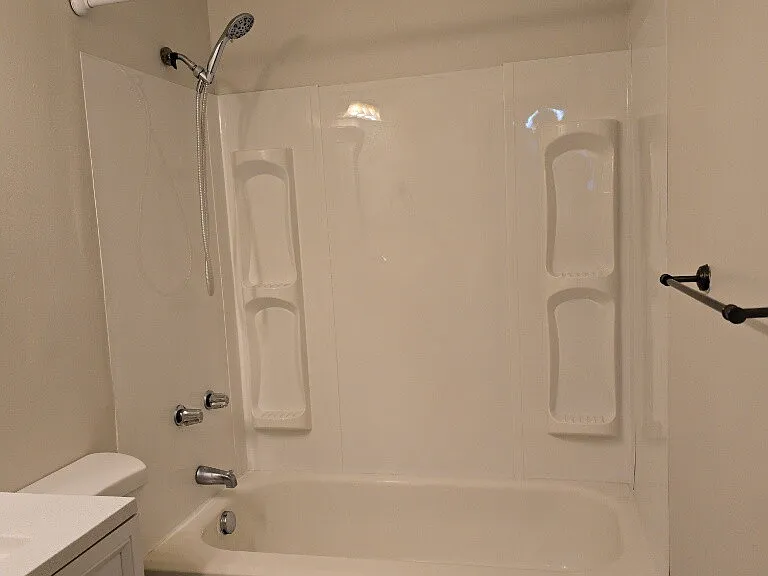981 Olympia Dr — Photo 12