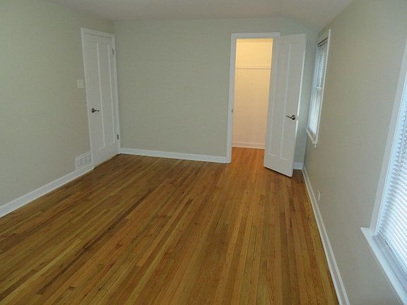 4th image of 2634 Willow St