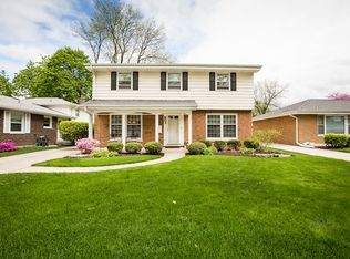 803 S Saylor Ave, Elmhurst, IL 60126