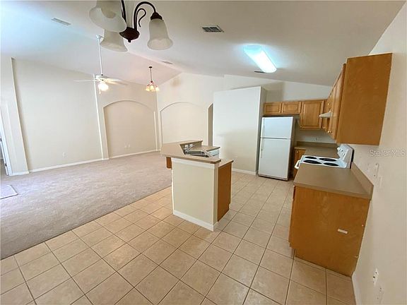4th image of 4674 Cumbrian Lakes Dr