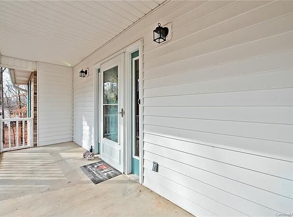 5th image of 136 Levo Dr