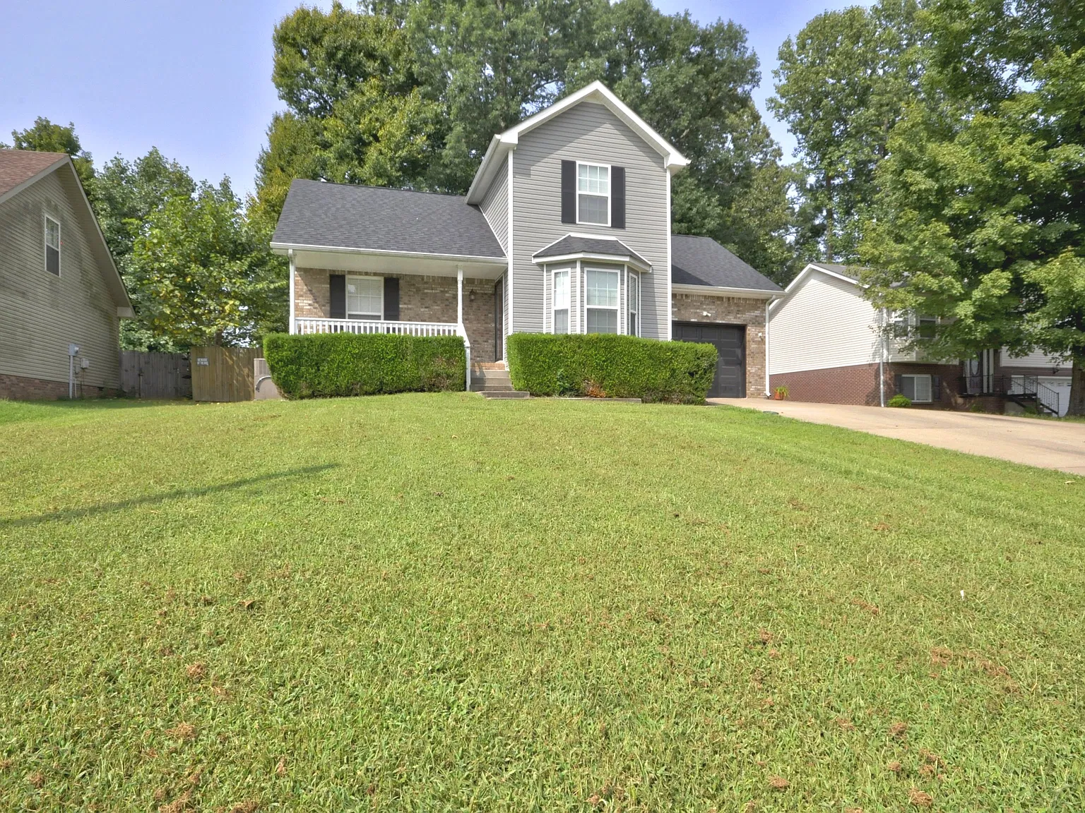 3 bed, 1392 sqft, $1,750 — Photo 2