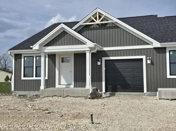 W219N16394 Jasmine COURT, Jackson, WI 53037