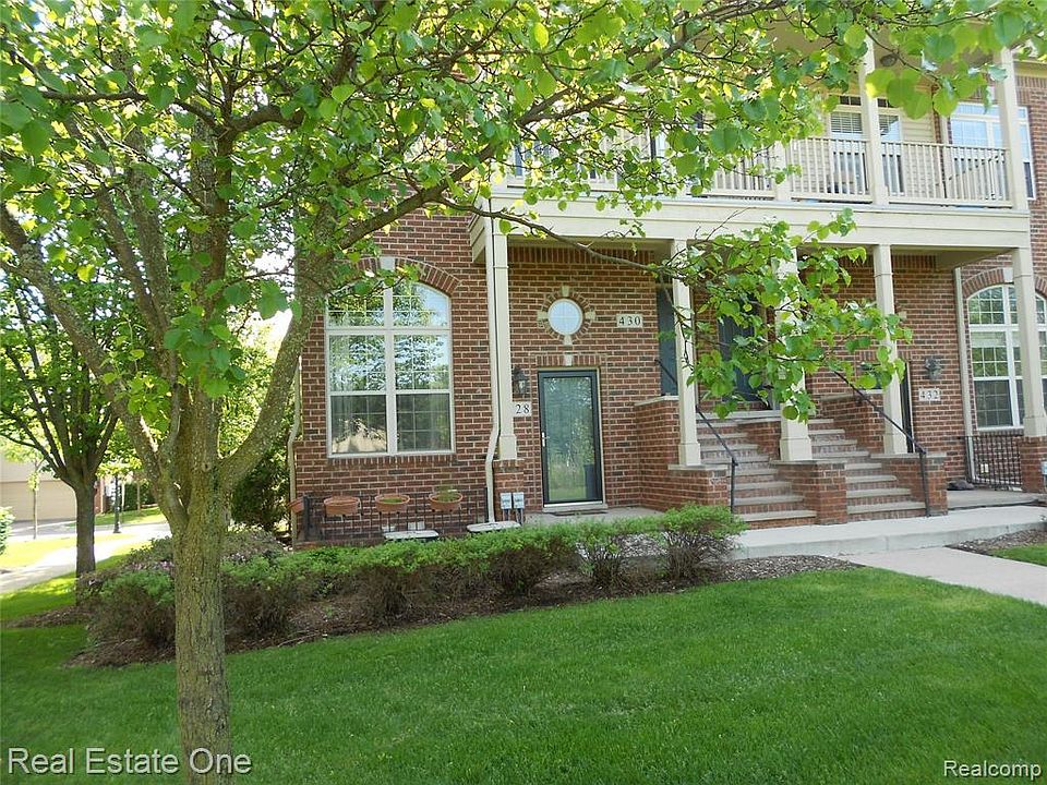 1st image of 428 Old Pine Way #1
