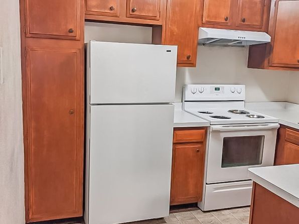 825 12th St., 825 12th St #2, Baraboo, WI 53913