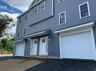 86 King Philip Rd, Worcester, MA 01606