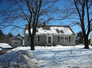 113 Harrington Ln, East Brookfield, MA 01515