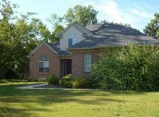 30276 Kimberly Ct, Farmington Hills, MI 48336