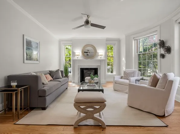 135 Beaconsfield Rd #1, Brookline, MA 02445