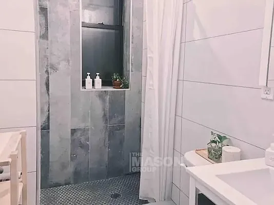 Rented by Mason Group LLC | media 7