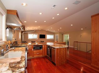 8011 Aurora Ave N #A, Seattle, WA 98103