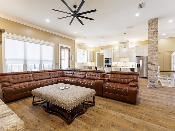 5th image of 3778 Bear Lake Rd