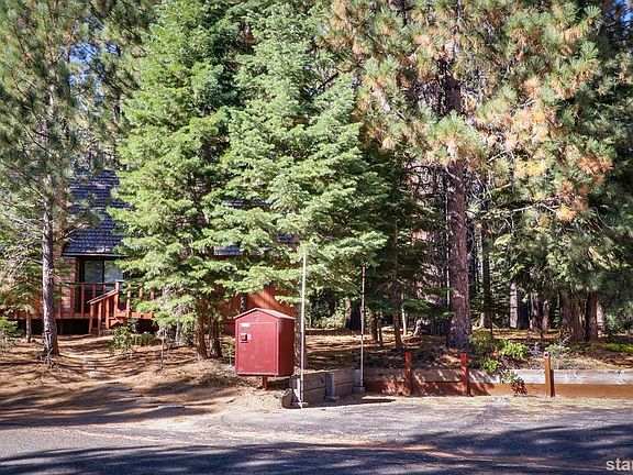 2nd image of 1238 Glen Eagles Rd