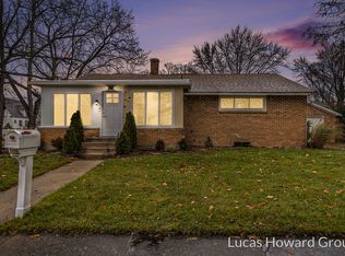 305 E Pine St, Fremont, MI 49412