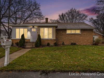 305 E Pine St, Fremont, MI, 49412