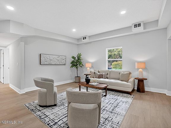 5th image of 6948 BRANDEMERE Road S