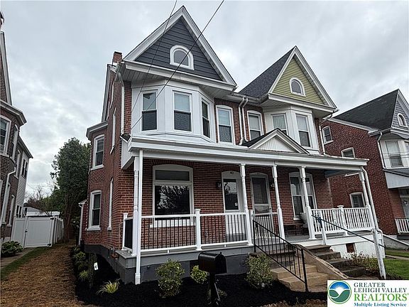 2nd image of 40 Locust St