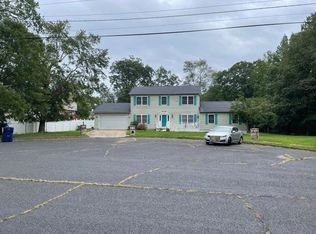 32 Golfview Dr, Neptune, NJ 07753