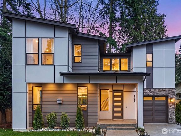 4th image of 5010 114th Avenue NE