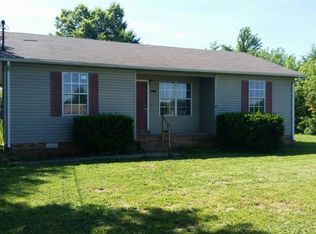 406 Pacific Ave, Oak Grove, KY 42262