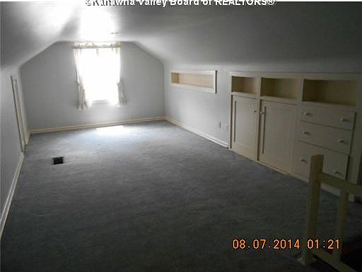 5th image of 454 Forest Cir