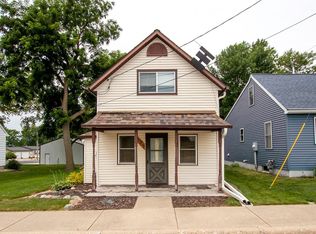 125 Tower Ave, Silver Lake, MN 55381