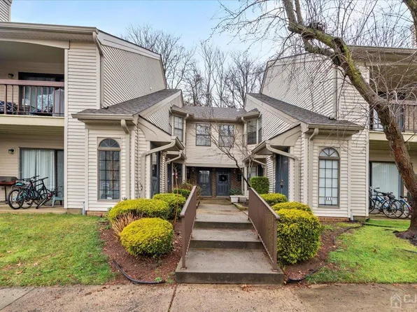 506 Sunshine Ct, Parlin, NJ 08859