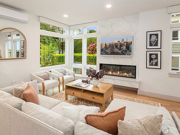 4th image of 1516 Bigelow Avenue N