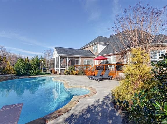 2nd image of 4609 McChesney Dr