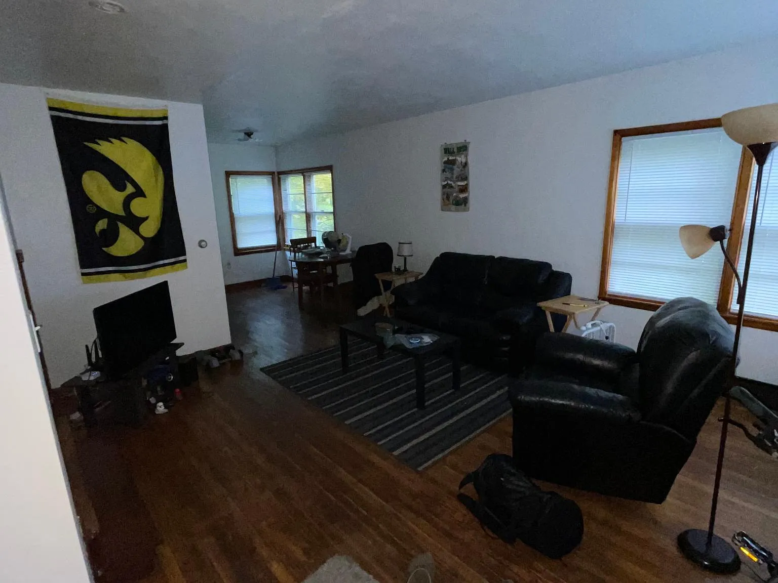 2 bed, 1100 sqft, $1,250 — Photo 2