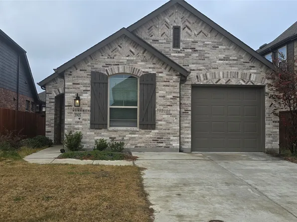 3905 Ford Dr, Forney, TX 75126