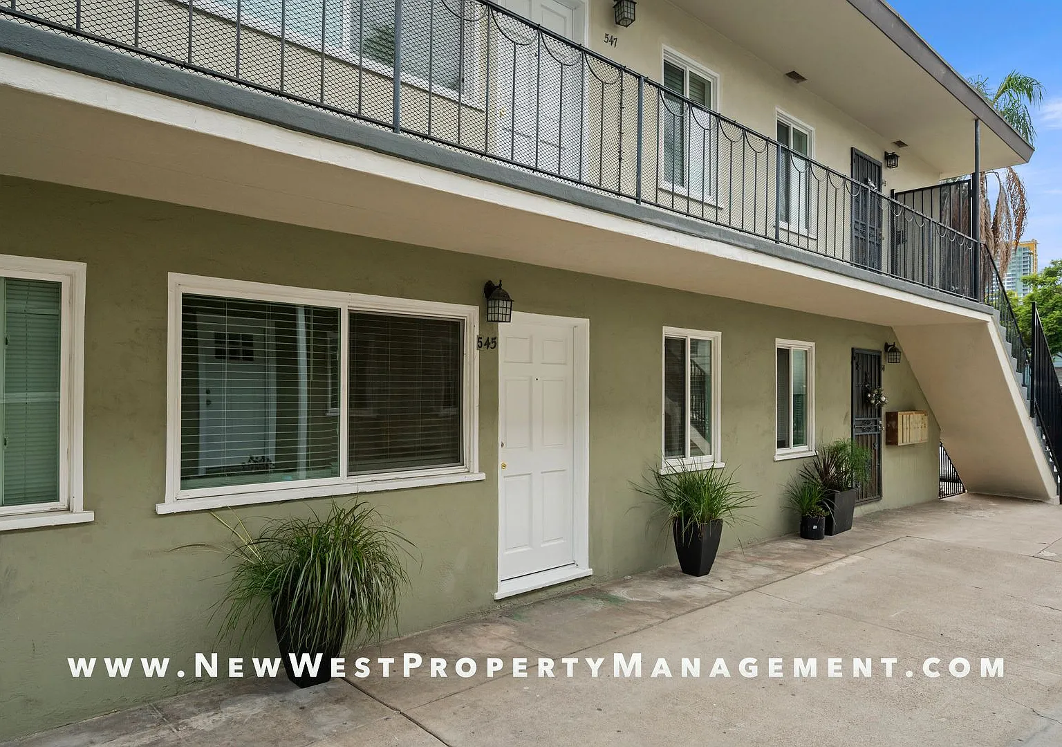 Charming Sherman Heights 1-Bedroom, Available Now! — Photo 1