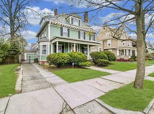 83 Fairfield St, Springfield, MA 01108