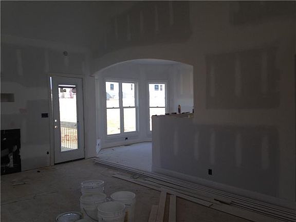4th image of 160 Windhaven Lot 160