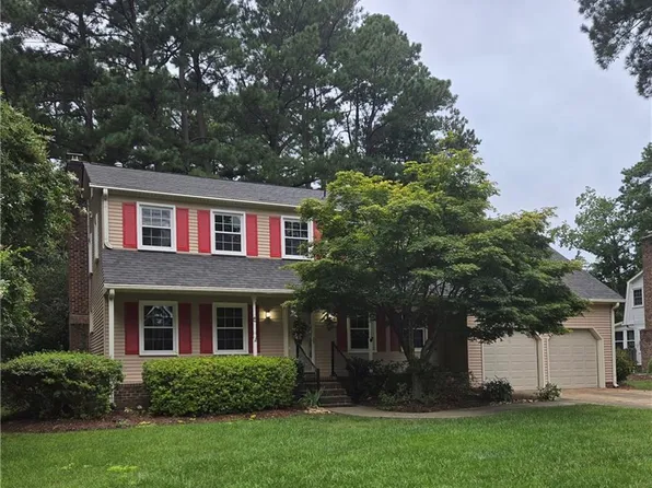 5 Bessies Landing Dr, Poquoson, VA 23662