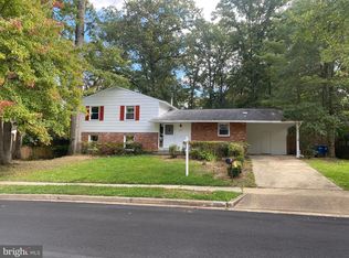 6519 Greenview Ln, Springfield, VA 22152