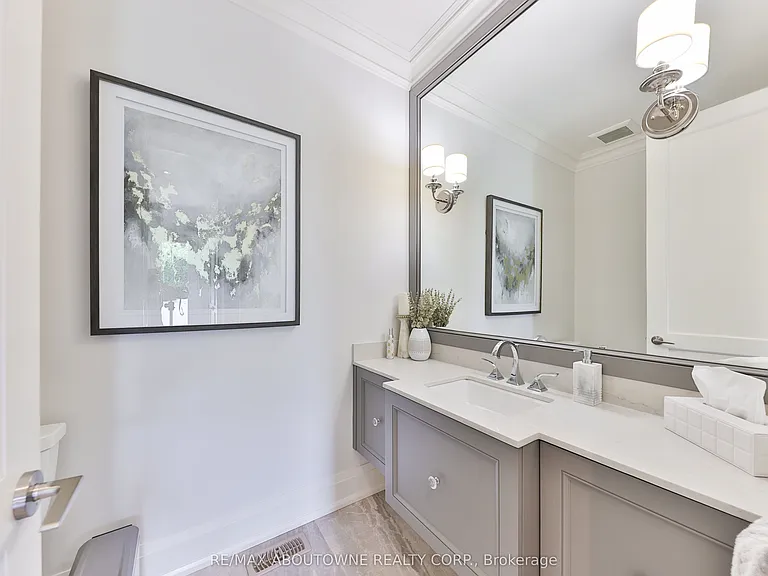 408 Saville Cres — Photo 17