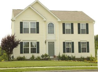 121 Suncrest Ct, Canonsburg, PA 15317