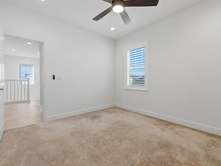 3004 Ellis Town Dr — Photo 21