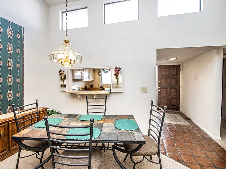 7631 E Sandalwood Dr — Photo 5