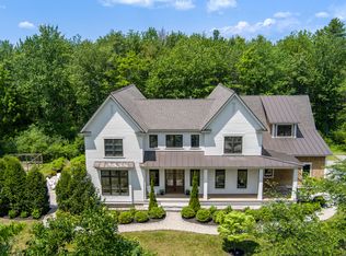 38 Fieldstone Ln, Falmouth, ME 04105